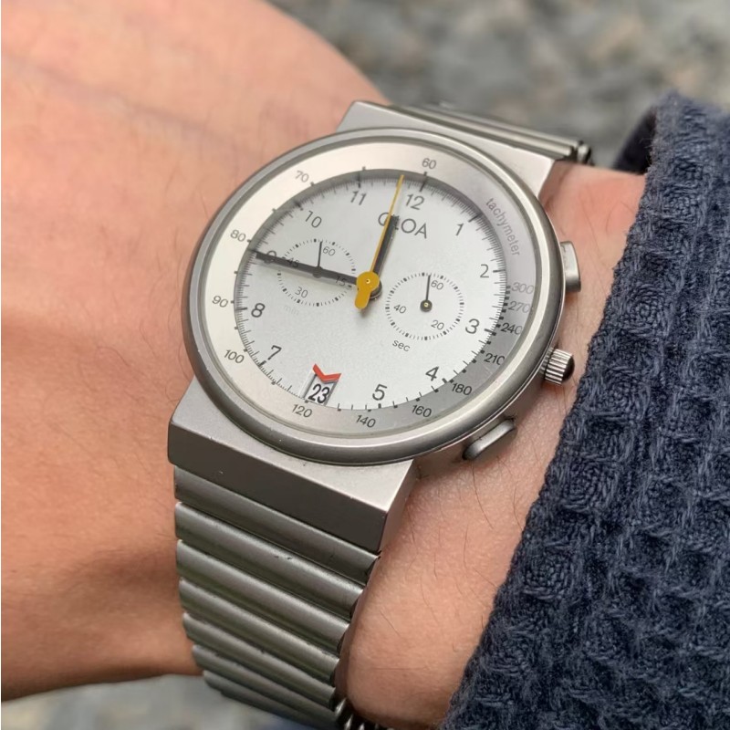 CILOA ساعة مستديرة فضية للرجال - مراجعة Luxury Watch Trends 2025 وسعره