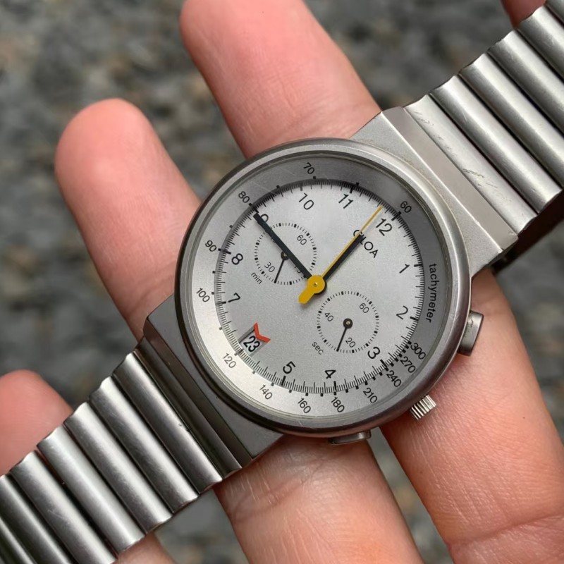 CILOA ساعة مستديرة فضية للرجال - مراجعة Luxury Watch Trends 2025 وسعره