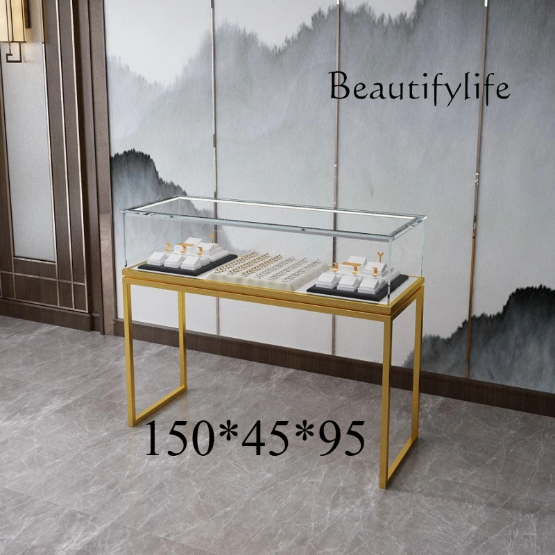 بي جي مخصص. ضوء عرض المجوهرات  - مراجعة Luxury Watch Boutique وسعره